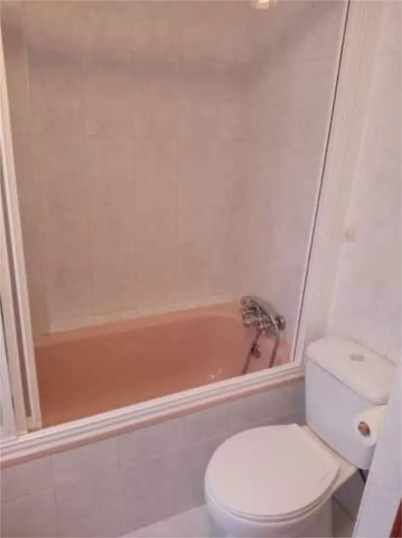 Flat for rent in Cigales Bathroom of Flat for rent in Cigales with Heating, Private garden and Terrace