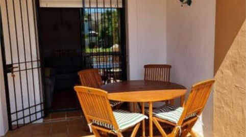 Apartamento de alquiler en Las Lagunas - Campano, Chiclana de la Frontera - imagen 2 Foto 2 de Apartamento de alquiler en Las Lagunas - Campano, Chiclana de la Frontera