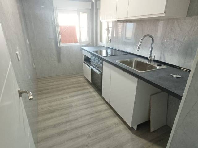 Piso en Venta en Calle Goya, 9 en Brezo