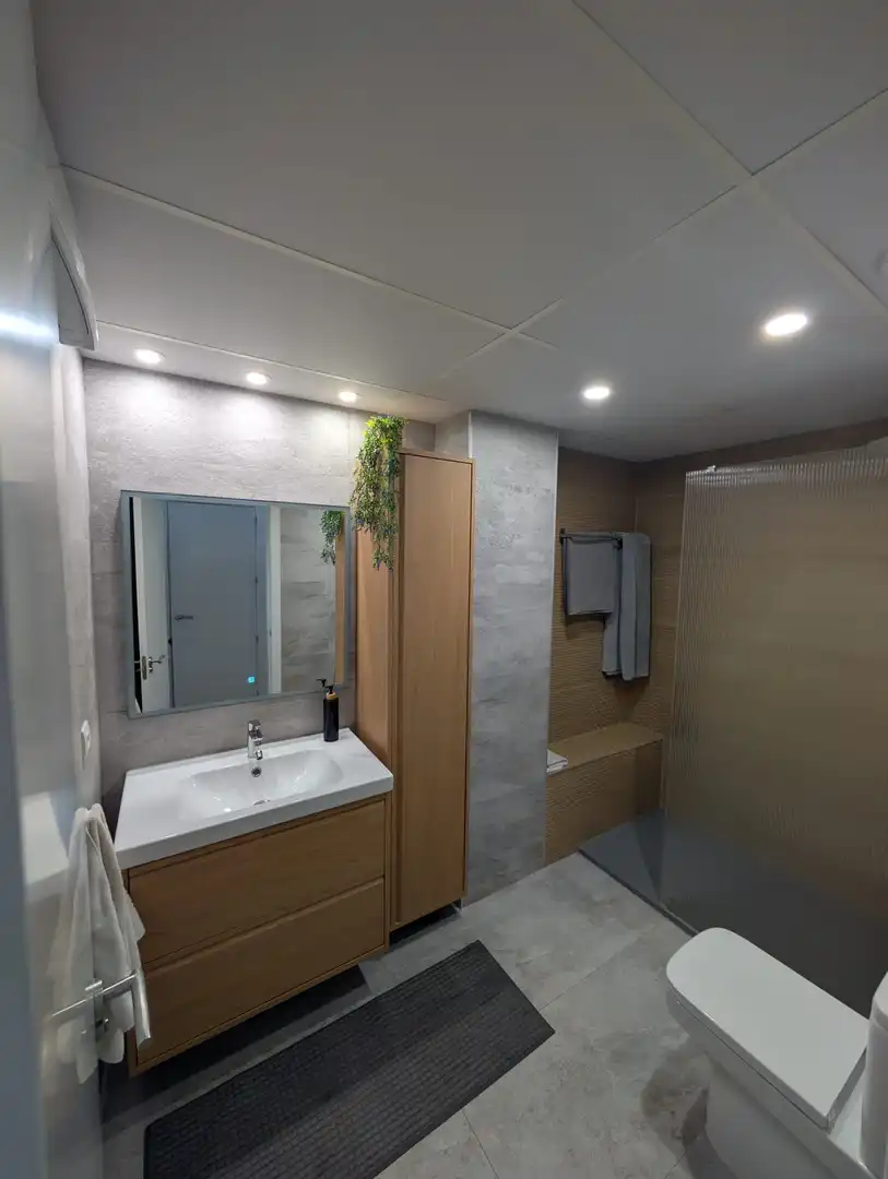 Bathroom of Flat for sale in Alicante / Alacant  with Air Conditioner, Heating and Private garden