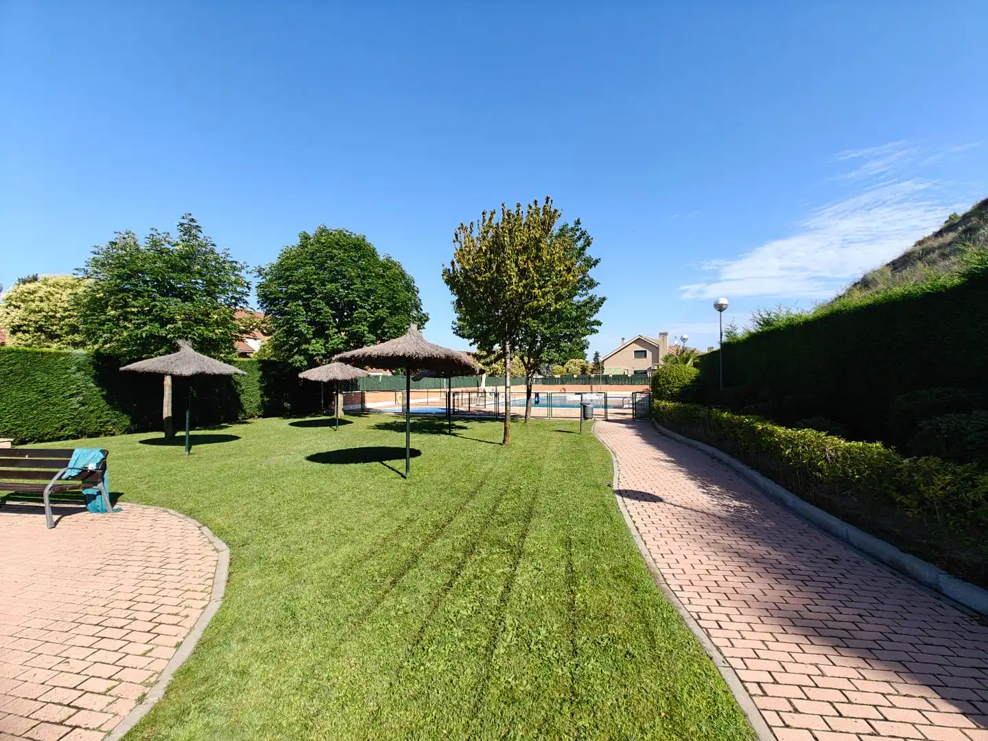 Flat for sale in Calle Ana Mariscal, 1, Rivas-Vaciamadrid Swimming pool of Flat for sale in Rivas-Vaciamadrid with Terrace and Swimming Pool