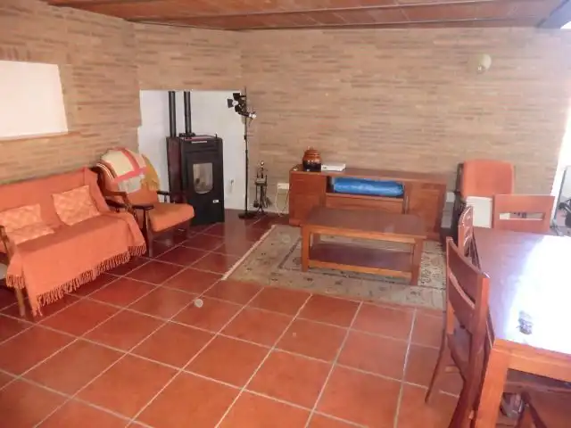 Einfamilien-Reihenhaus zum Verkauf in Calle San Roque, 27, Carcedo de Burgos Wohnzimmer von Einfamilien-Reihenhaus zum Verkauf in Carcedo de Burgos mit Heizung und Privatgarten