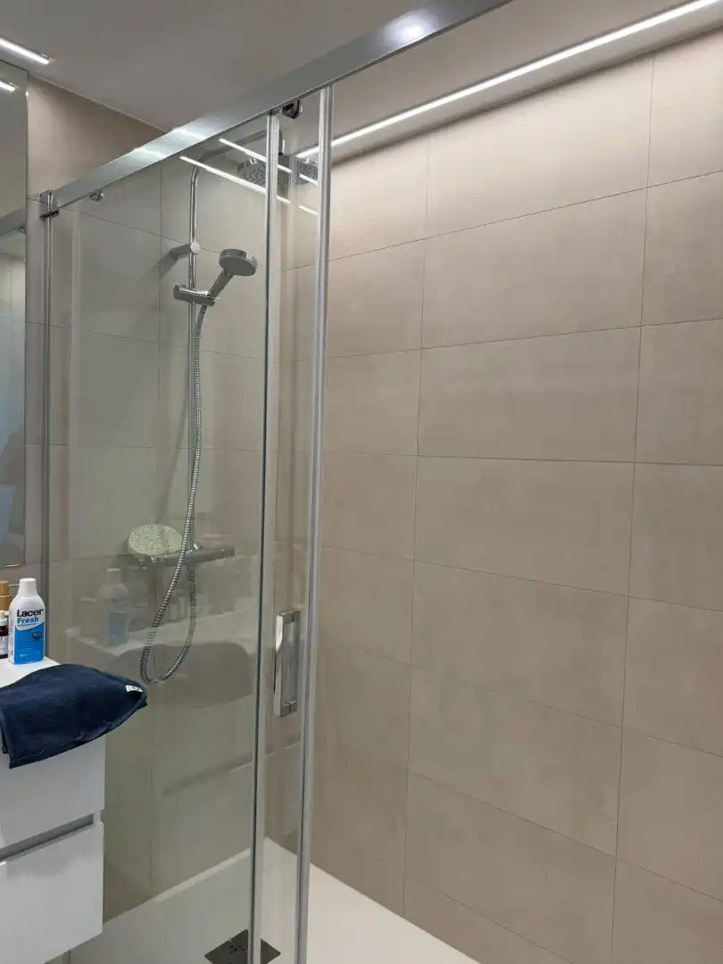 Flat for rent in Calle del Cubo, 16, Casco Viejo Bathroom of Flat for rent in Vitoria - Gasteiz with Air Conditioner