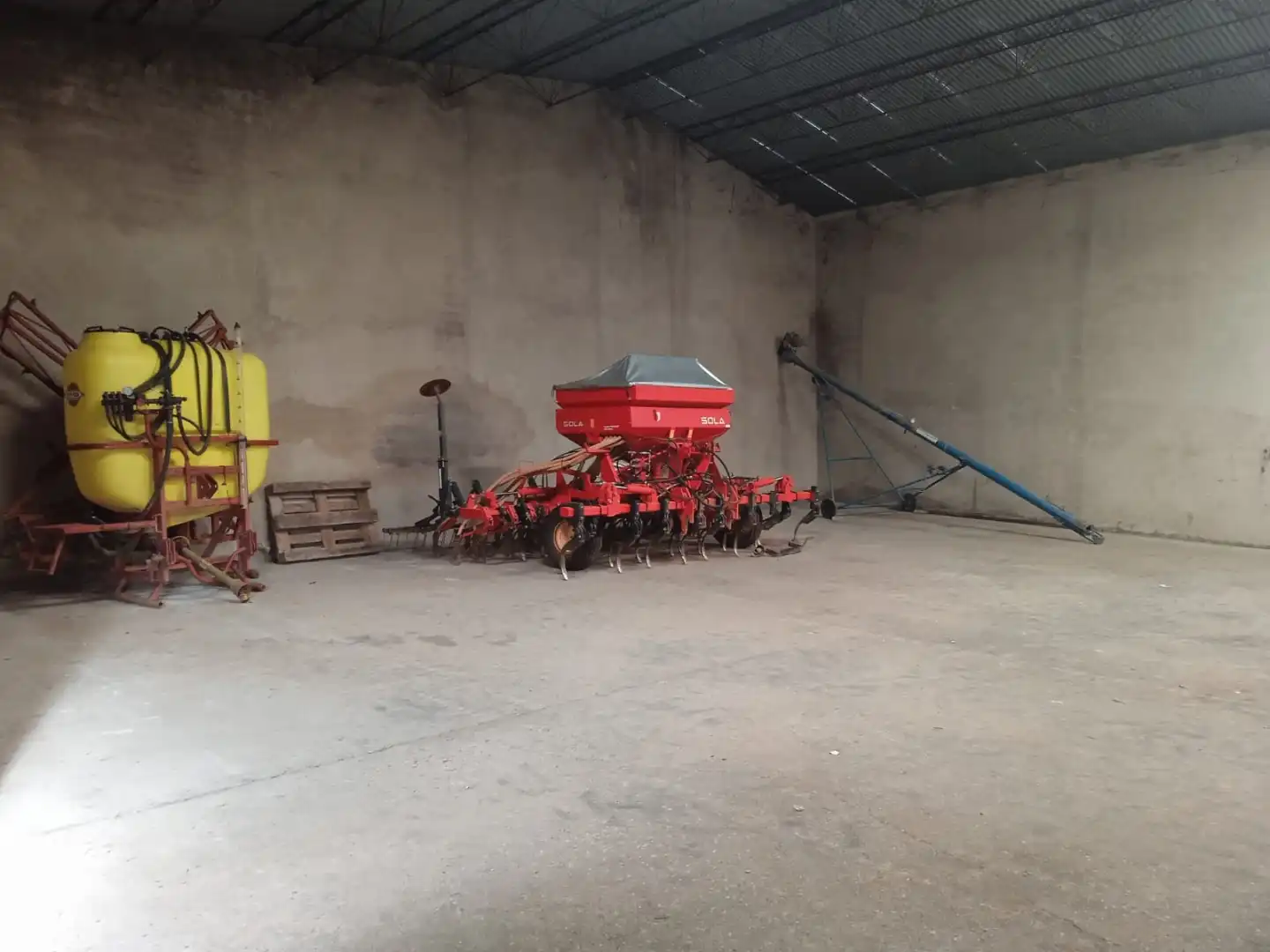 Commercial properties for rent in Calle del Sol, 26, La Hiniesta Commercial properties for rent in Calle del Sol, 26, La Hiniesta