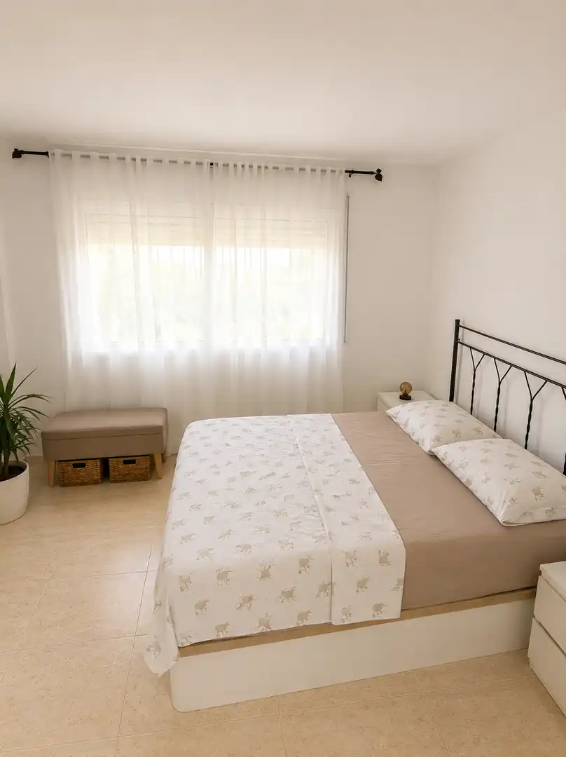 Piso en venta en Carrer del Fonoll, 1, Pla de Maset - Cap de Salou Habitación de Piso en venta en Salou con Aire acondicionado, Terraza y Piscina