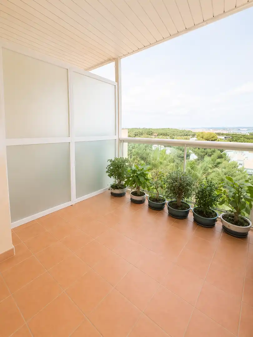 Piso en venta en Carrer del Fonoll, 1, Pla de Maset - Cap de Salou Terraza de Piso en venta en Salou con Aire acondicionado, Terraza y Piscina