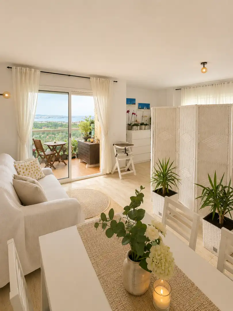 Piso en venta en Carrer del Fonoll, 1, Pla de Maset - Cap de Salou Sala de estar de Piso en venta en Salou con Aire acondicionado, Terraza y Piscina