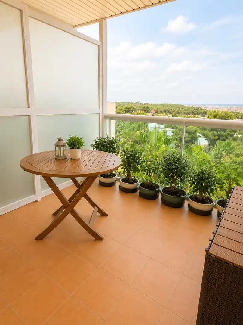Piso en venta en Carrer del Fonoll, 1, Pla de Maset - Cap de Salou Terraza de Piso en venta en Salou con Aire acondicionado, Terraza y Piscina