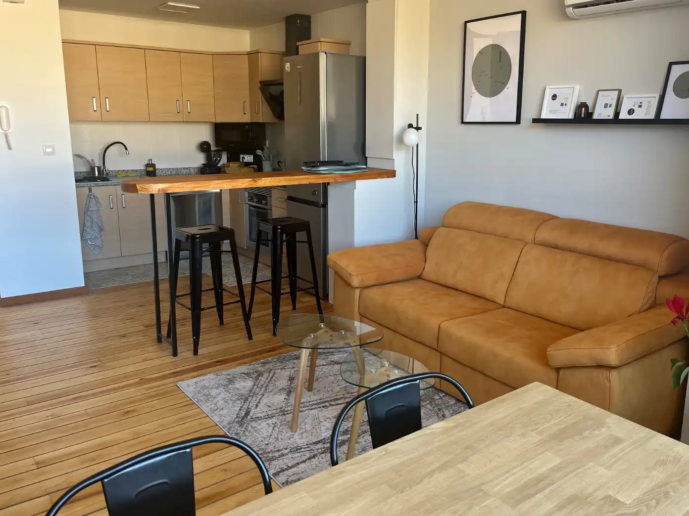 Wohnung zum Verkauf in Carrer l'Ull del Moro, 29, Centre - Zona Alta Wohnzimmer von Wohnung zum Verkauf in Alcoy / Alcoi mit Klimaanlage, Heizung und Parkett