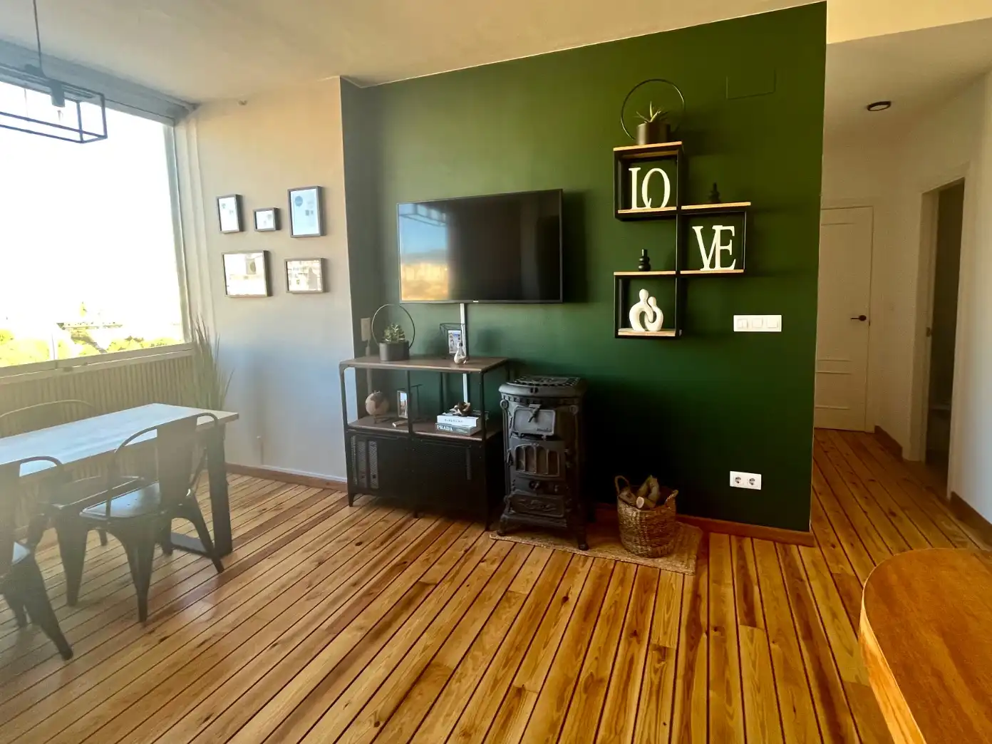Wohnung zum Verkauf in Carrer l'Ull del Moro, 29, Centre - Zona Alta Wohnzimmer von Wohnung zum Verkauf in Alcoy / Alcoi mit Klimaanlage, Heizung und Parkett