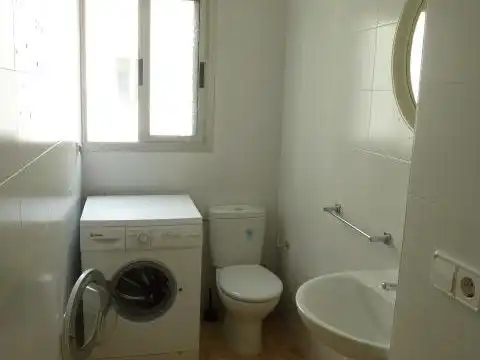 Flat for rent in Calle Arquitecto Emilio Perez Piñero, 1, Vistalegre Bathroom of Flat for rent in Murcia with Air Conditioner and Furnished