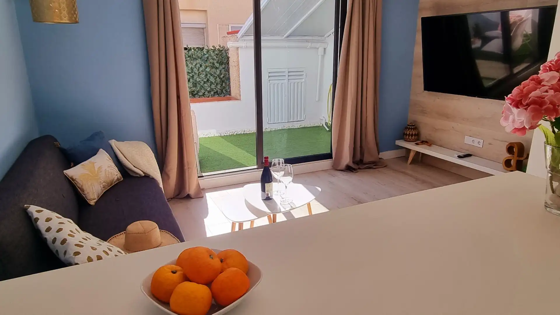 Àtic en venda a Calle General Serrano, 92, Duggi - Rambla - Los Hoteles Sala d'estar de Àtic en venda en Santa Cruz de Tenerife Capital amb Terrassa