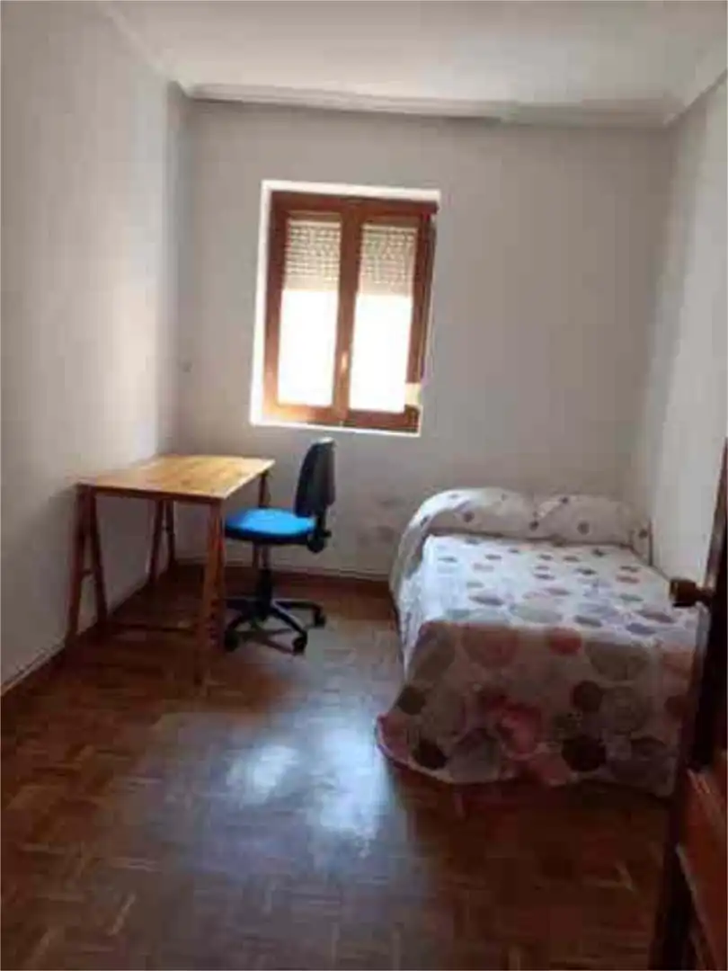 Apartamento de alquiler en José Zorrilla - Padre Claret Habitación de Apartamento de alquiler en Segovia