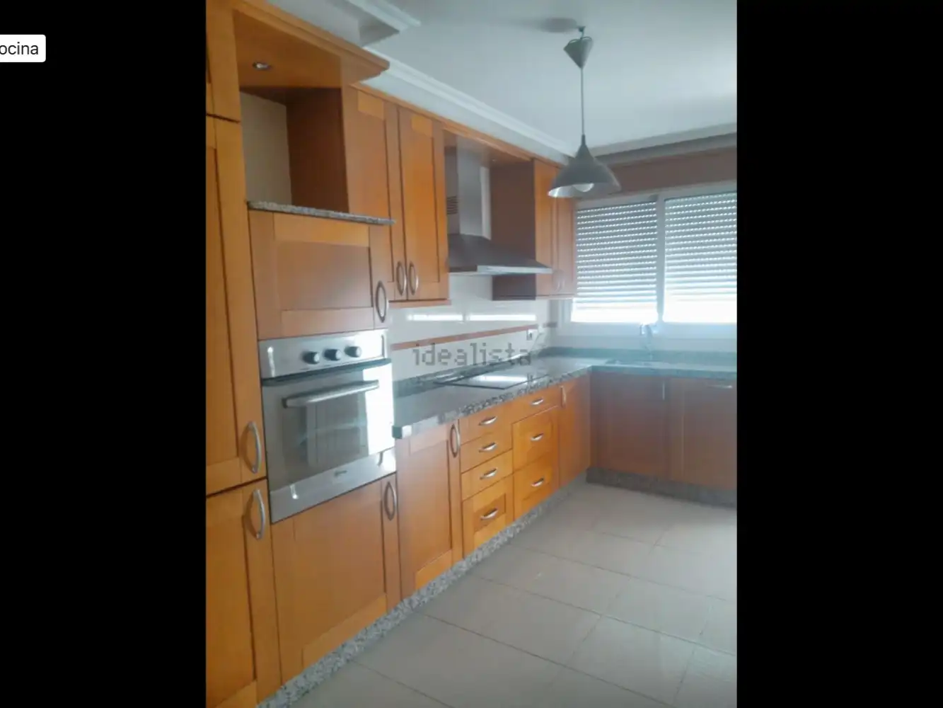 Pis de lloguer a Rúa Almendra, 9, Centro Cuina de Pis de lloguer en Ferrol amb Calefacció, Parquet i Terrassa