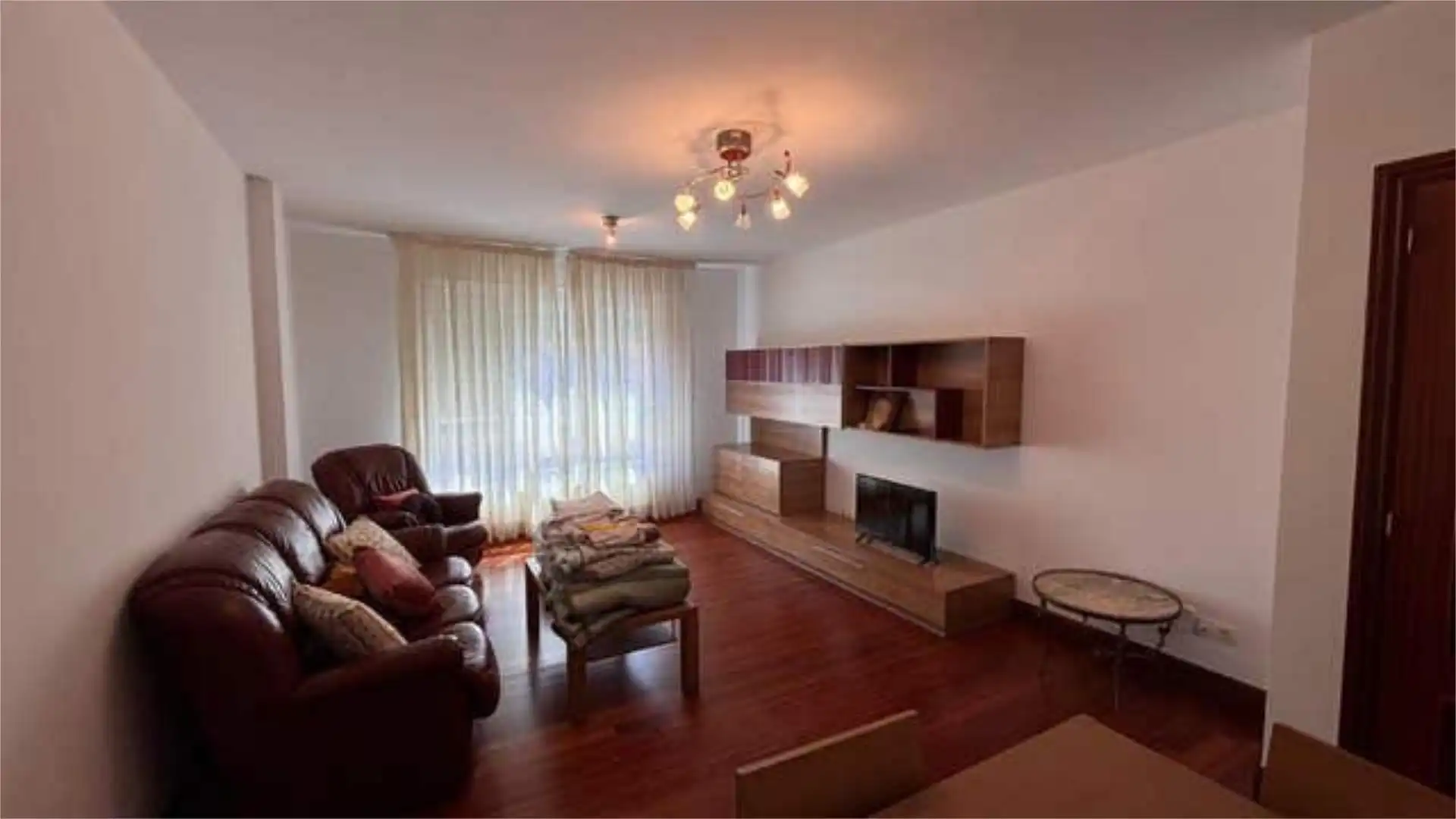 Piso en venta en Otxandio Sala de estar de Piso en venta en Otxandio con Calefacción, Terraza y Trastero