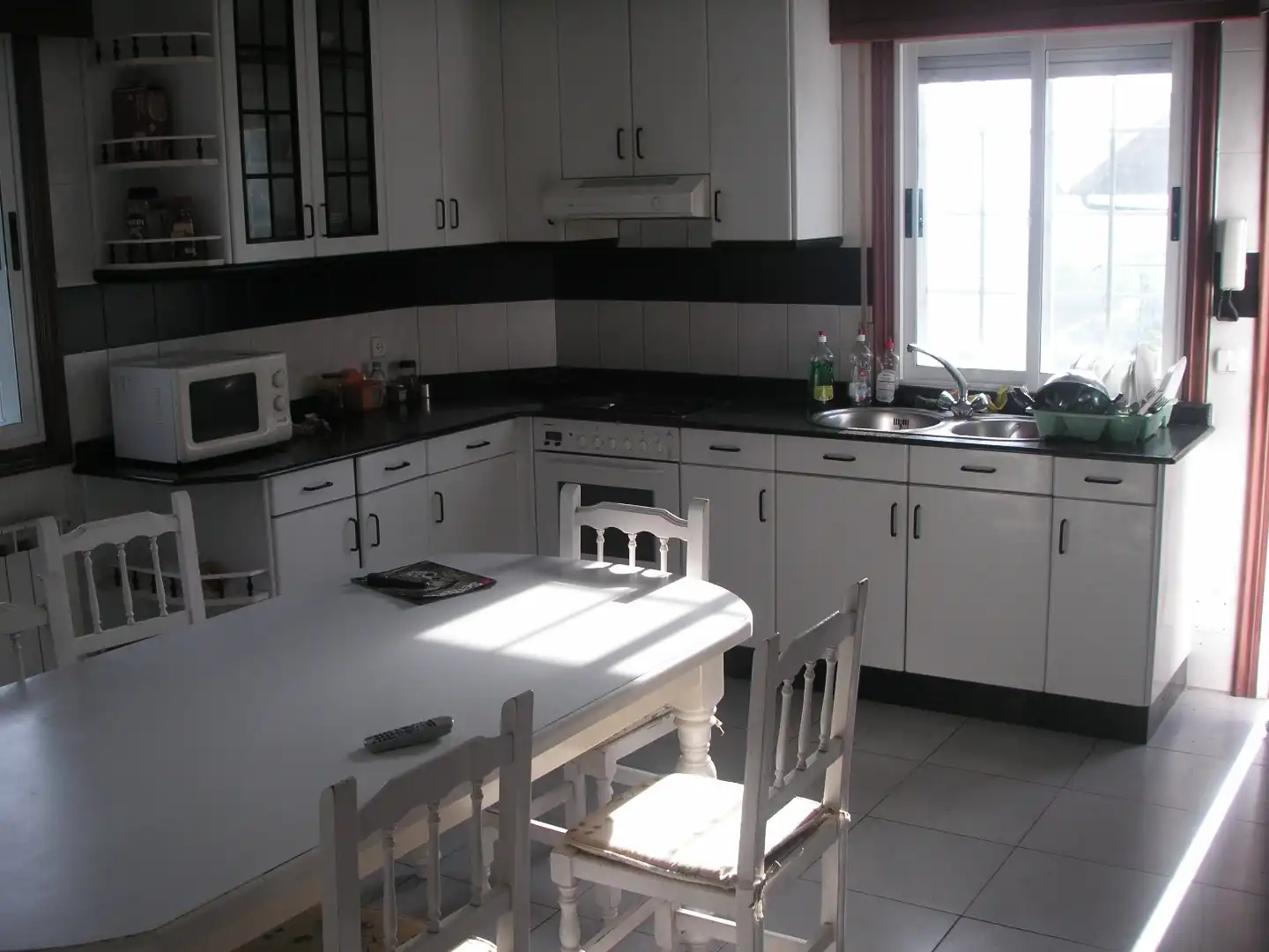 Room in Rúa Burdeos, 26, Elviña - A Zapateira Room in Rúa Burdeos, 26, Elviña - A Zapateira