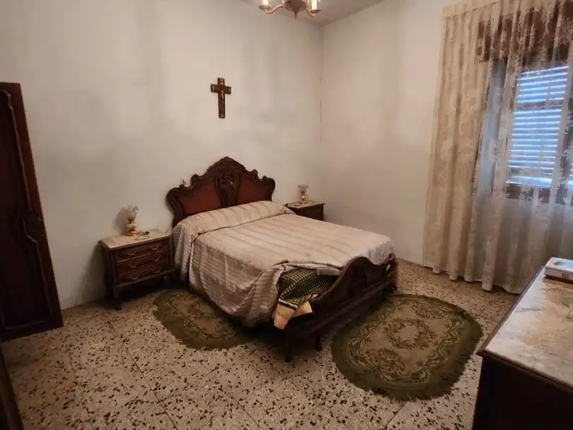 Habitación de Piso en venta en Palenzuela con Jardín privado, Terraza y Amueblado