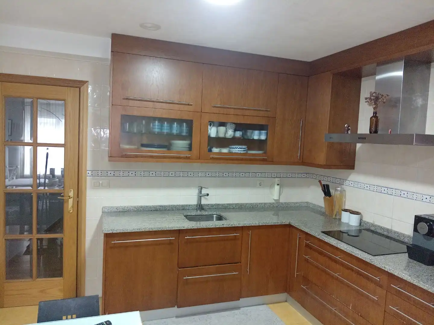 Piso de alquiler en Travesía da Peregrina, 7, Bertamirans Cocina de Piso de alquiler en Ames con Calefacción, Jardín privado y Parquet