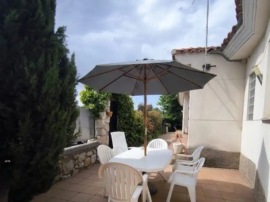 Haus oder Chalet zum Verkauf in Calle Río Duero, 2, Morales del Vino Terrasse von Haus oder Chalet zum Verkauf in Morales del Vino mit Heizung, Privatgarten und Parkett