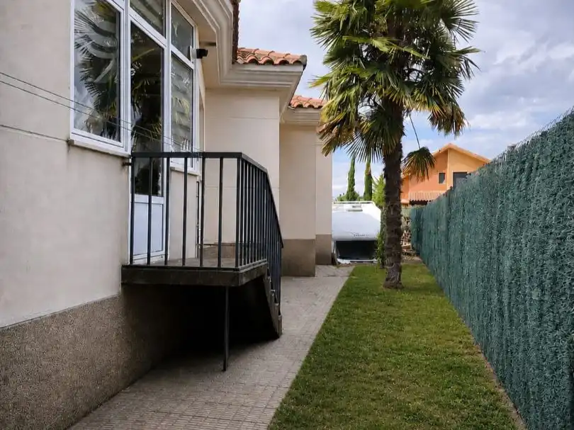 Haus oder Chalet zum Verkauf in Calle Río Duero, 2, Morales del Vino Terrasse von Haus oder Chalet zum Verkauf in Morales del Vino mit Heizung, Privatgarten und Parkett
