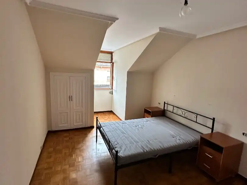 Flat for rent in Calle Doctor Fleming, 10, San Martín del Rey Aurelio Bedroom of Flat for rent in San Martín del Rey Aurelio with Terrace