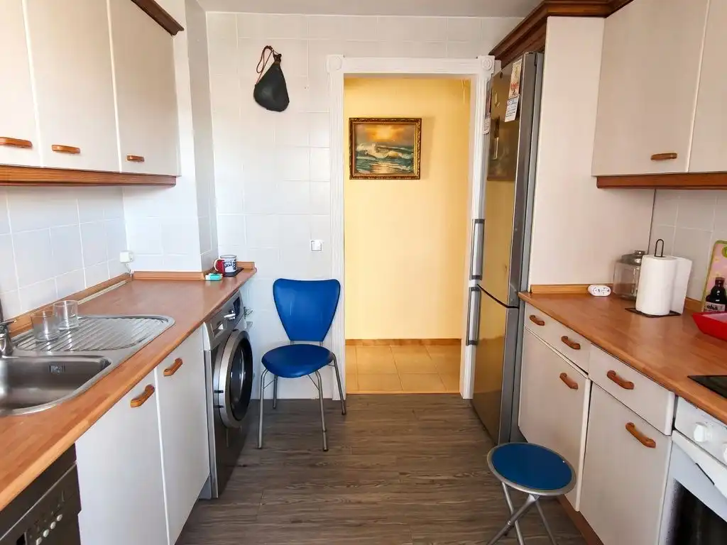 Piso en venta en Calle de la Casuarina, 18, Las Águilas Cocina de Piso en venta en Madrid Capital con Aire acondicionado