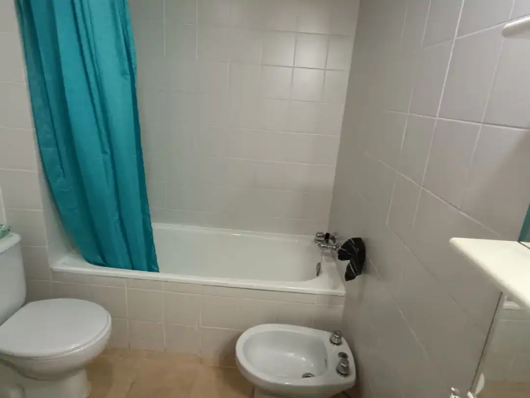 Piso en venta en Calle de la Casuarina, 18, Las Águilas Baño de Piso en venta en Madrid Capital con Aire acondicionado
