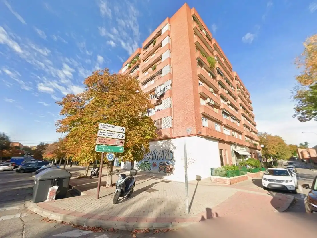 Piso en venta en Calle de la Casuarina, 18, Las Águilas Vista exterior de Piso en venta en Madrid Capital con Aire acondicionado