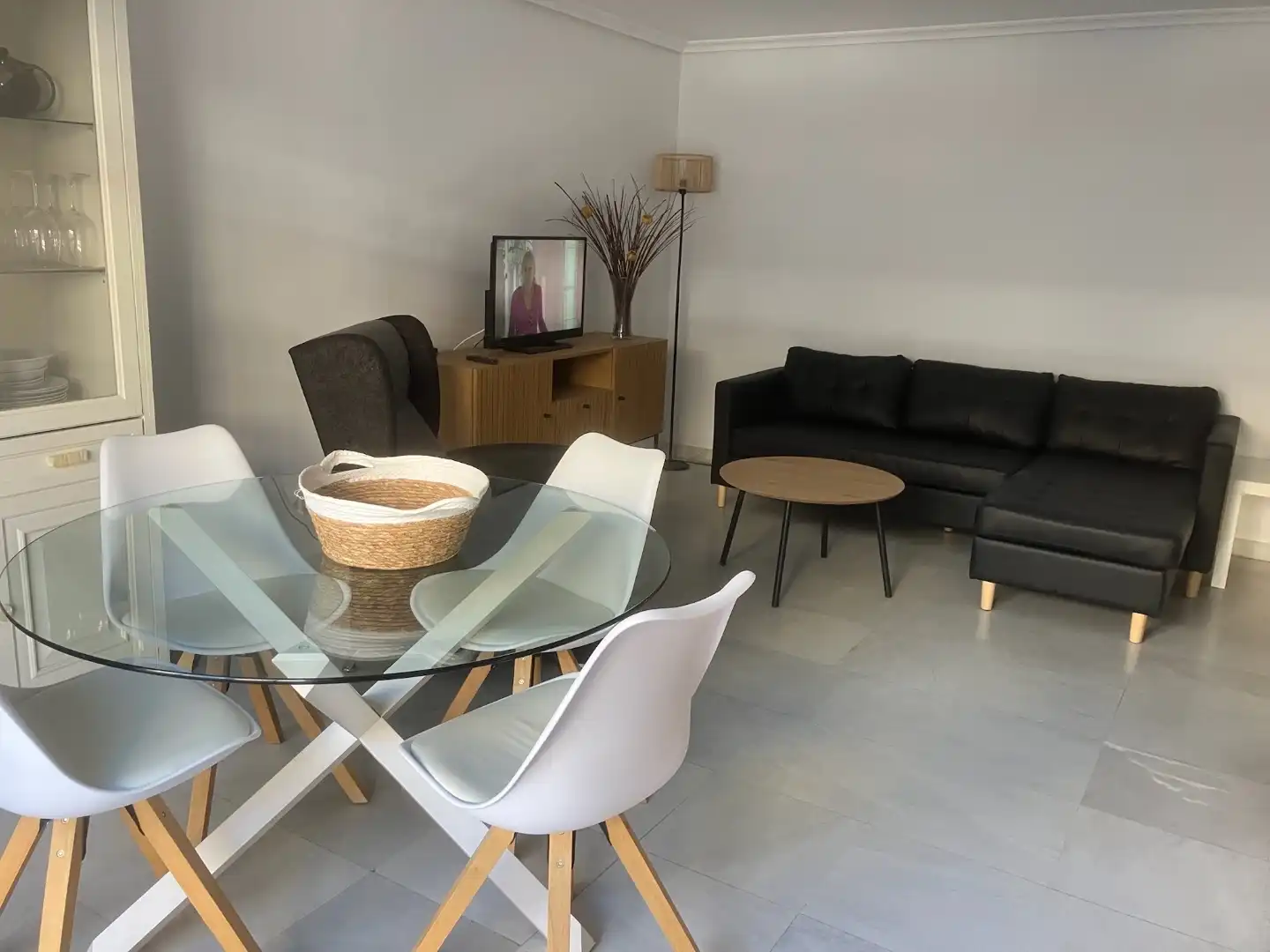 Apartament de lloguer a Calle Caño, 6, Zona Centro Sala d'estar de Apartament de lloguer en Córdoba amb Aire condicionat, Calefacció i Traster