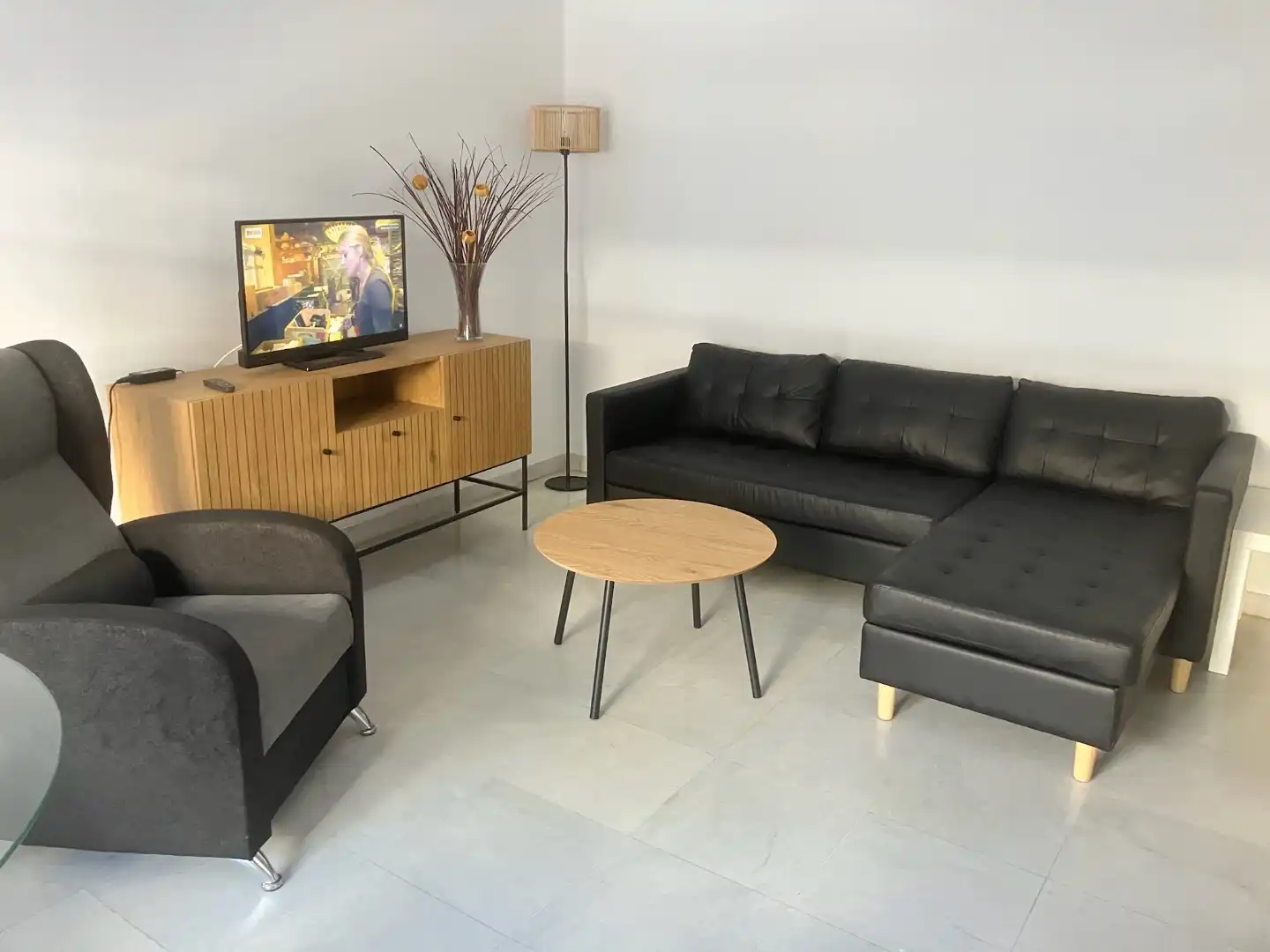 Apartament de lloguer a Calle Caño, 6, Zona Centro Sala d'estar de Apartament de lloguer en Córdoba amb Aire condicionat, Calefacció i Traster