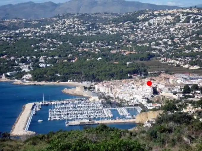 Wohnung zur Miete in Carrer Marjaleta, 1, Casco Urbano Außenansicht von Wohnung zur Miete in Moraira mit Klimaanlage, Heizung und Privatgarten