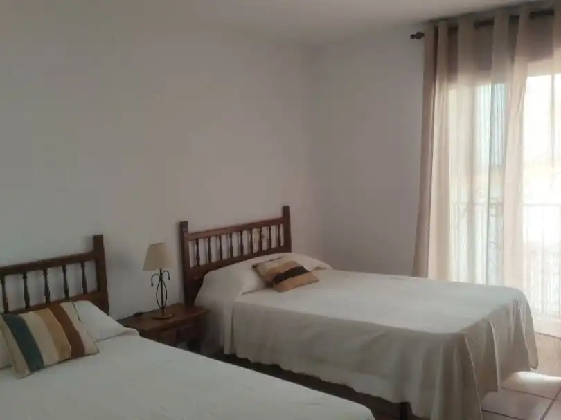 Apartamento de alquiler en Plaza Santa María, 3, Cazorla Habitación de Apartamento de alquiler en Cazorla con Calefacción, Amueblado y Balcón