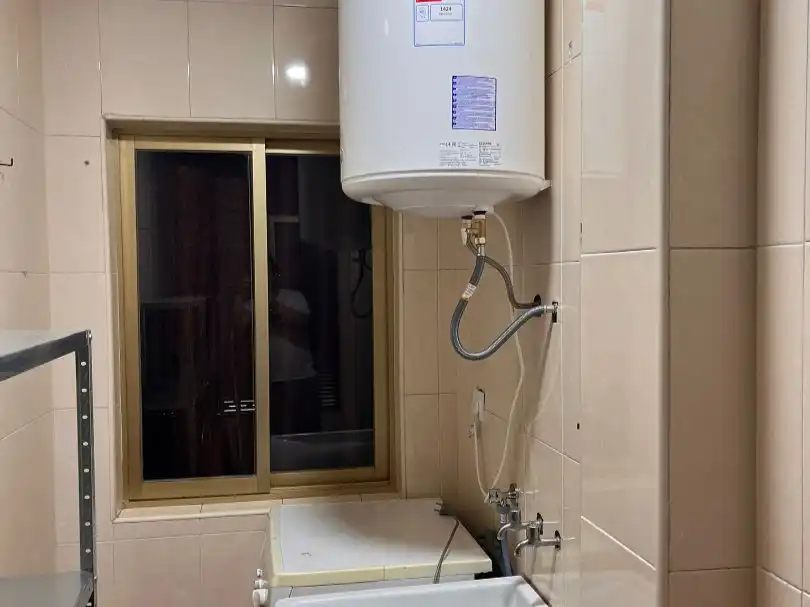 Piso en venta en Calle Real, 23, Mengíbar Baño de Piso en venta en Mengíbar con Aire acondicionado, Parquet y Amueblado