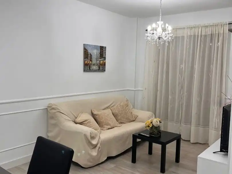 Piso en venta en Calle Real, 23, Mengíbar Sala de estar de Piso en venta en Mengíbar con Aire acondicionado, Parquet y Amueblado