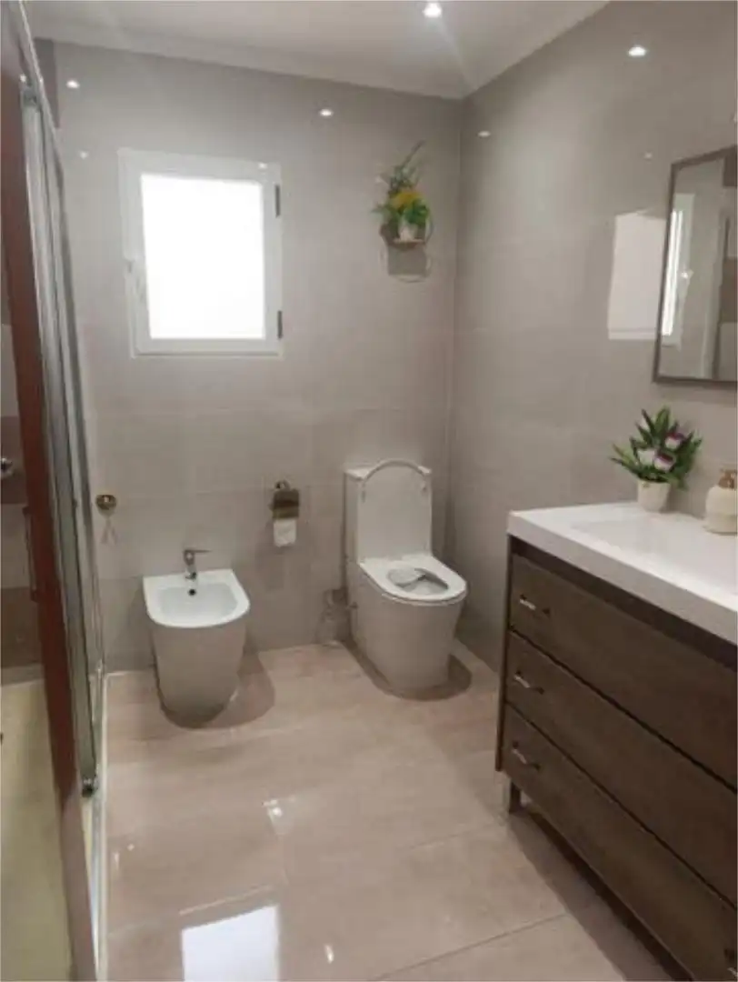 Baño de Piso en venta en Les Alqueries / Alquerías del Niño Perdido con Terraza