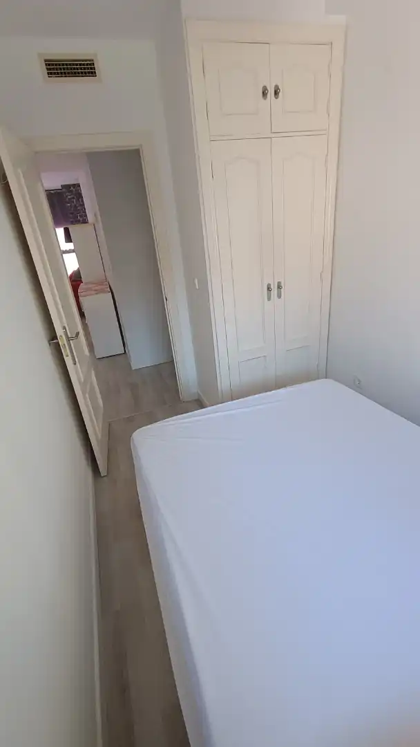Flat for rent in Calle de Gonzalo Herrero, 10, Valdeacederas Bedroom of Flat for rent in Madrid with Air Conditioner, Heating and Parquet flooring