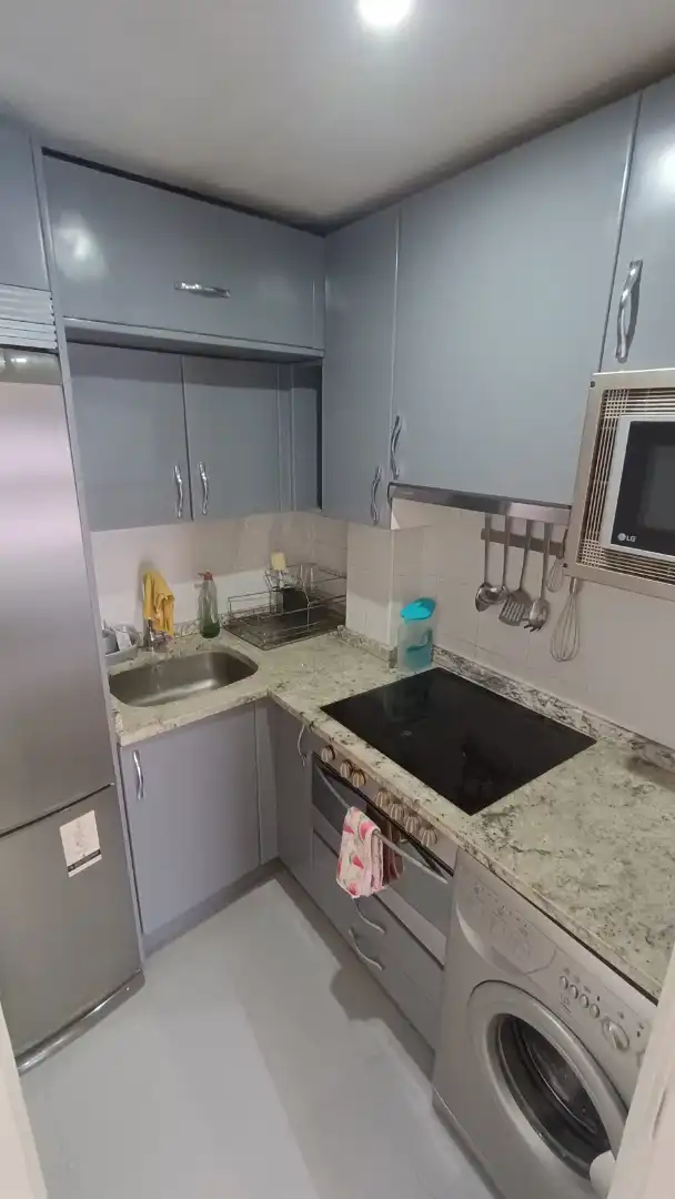 Flat for rent in Calle de Gonzalo Herrero, 10, Valdeacederas Kitchen of Flat for rent in Madrid with Air Conditioner, Heating and Parquet flooring
