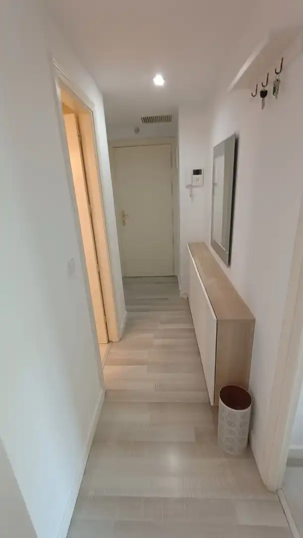 Flat for rent in Calle de Gonzalo Herrero, 10, Valdeacederas Flat for rent in Madrid with Air Conditioner, Heating and Parquet flooring