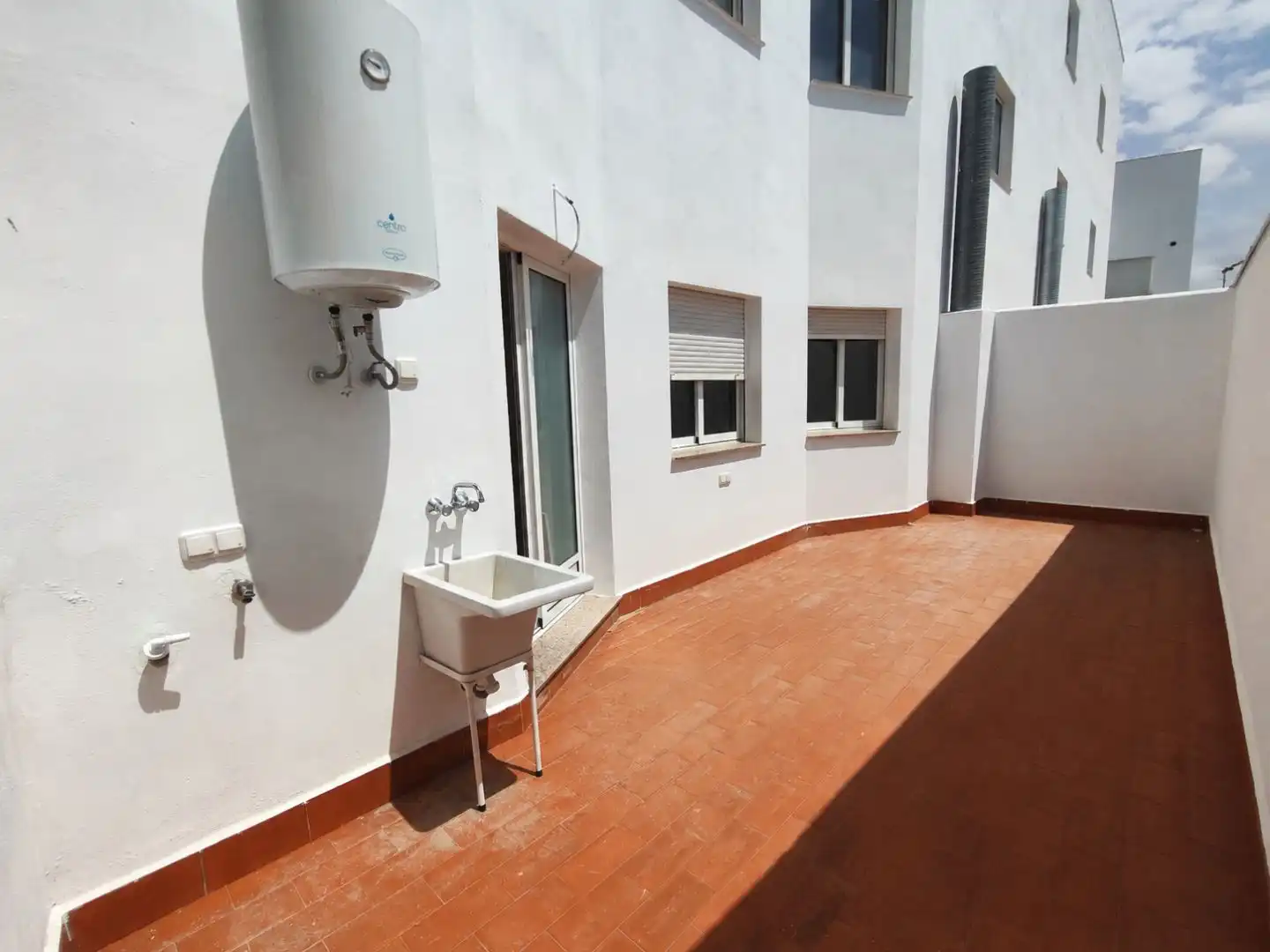 Piso en venta en Calle Sevilla, 1, Ceutí Terraza de Piso en venta en Ceutí con Terraza