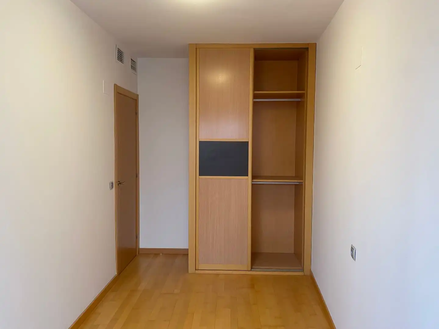 Wohnung zur Miete in Calle de la Madre Sacramento, 18, Doctor Cerrada Schlafzimmer von Wohnung zur Miete in Zaragoza mit Klimaanlage, Heizung und Parkett