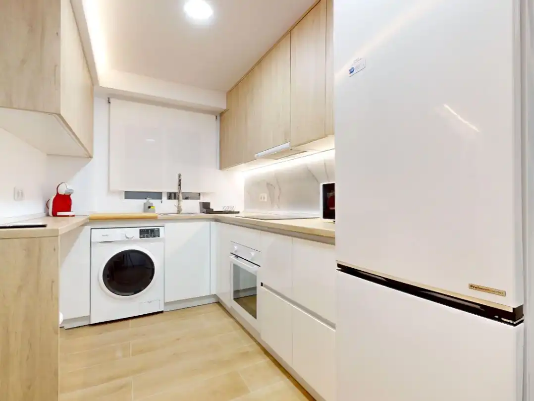 Flat for sale in Escritor Sebastián Cuevas, 1, Fuensanta- Arcángel Kitchen of Flat for sale in Córdoba Capital with Air Conditioner, Terrace and Balcony