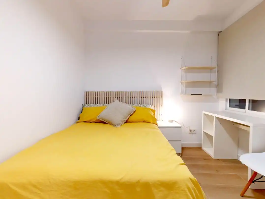 Flat for sale in Escritor Sebastián Cuevas, 1, Fuensanta- Arcángel Bedroom of Flat for sale in Córdoba Capital with Air Conditioner, Terrace and Balcony