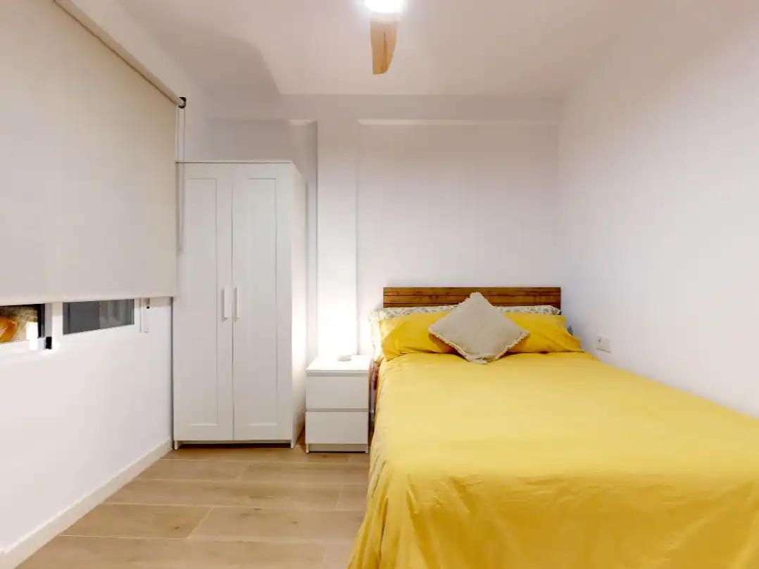 Flat for sale in Escritor Sebastián Cuevas, 1, Fuensanta- Arcángel Bedroom of Flat for sale in Córdoba Capital with Air Conditioner, Terrace and Balcony