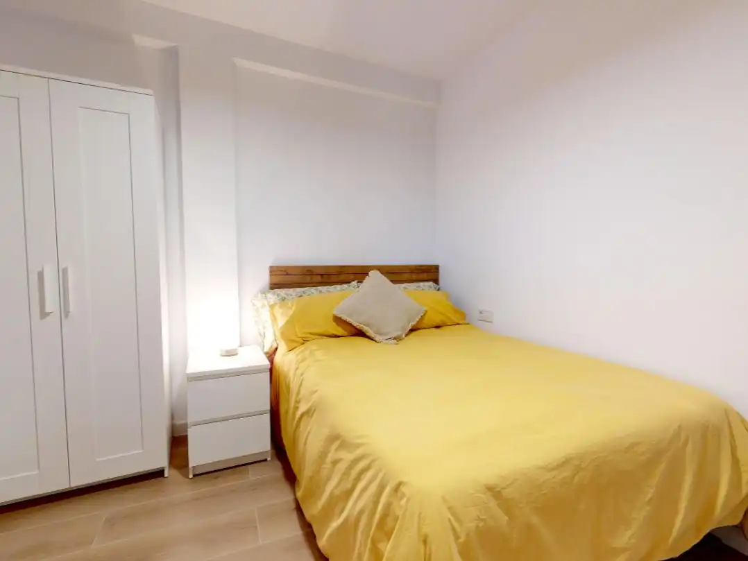 Flat for sale in Escritor Sebastián Cuevas, 1, Fuensanta- Arcángel Bedroom of Flat for sale in Córdoba Capital with Air Conditioner, Terrace and Balcony
