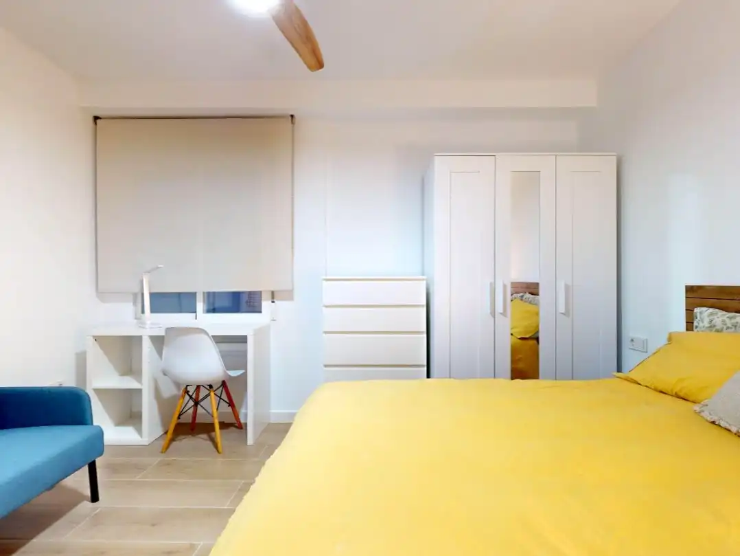 Flat for sale in Escritor Sebastián Cuevas, 1, Fuensanta- Arcángel Bedroom of Flat for sale in Córdoba Capital with Air Conditioner, Terrace and Balcony
