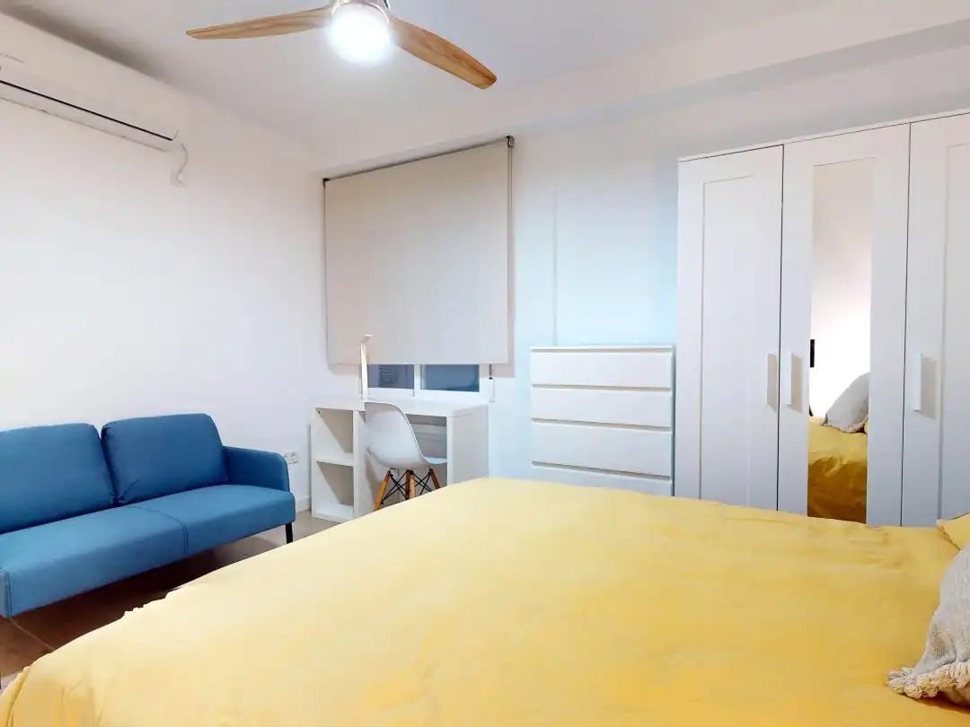 Flat for sale in Escritor Sebastián Cuevas, 1, Fuensanta- Arcángel Bedroom of Flat for sale in Córdoba Capital with Air Conditioner, Terrace and Balcony