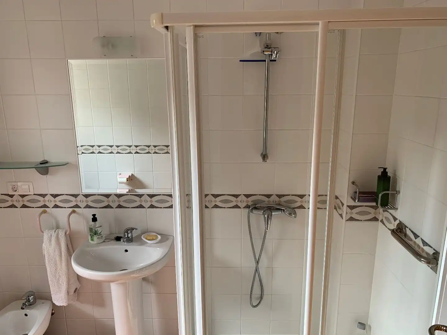 Flat for rent in Rúa Alcalde Lorenzo, 14, Bertamirans Bathroom of Flat for rent in Ames with Heating, Parquet flooring and Storage room