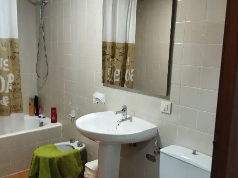 Piso de alquiler en Avenida de Requejo, 5, Las Viñas Baño de Piso de alquiler en Zamora Capital con Calefacción, Amueblado y Parking comunitario