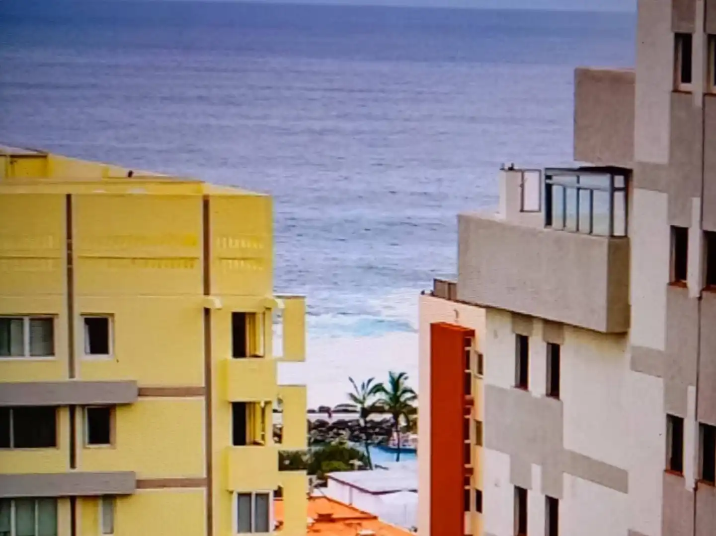 Außenansicht von Wohnung zum Verkauf in Puerto de la Cruz mit Schwimmbad, Möbliert und Ofen