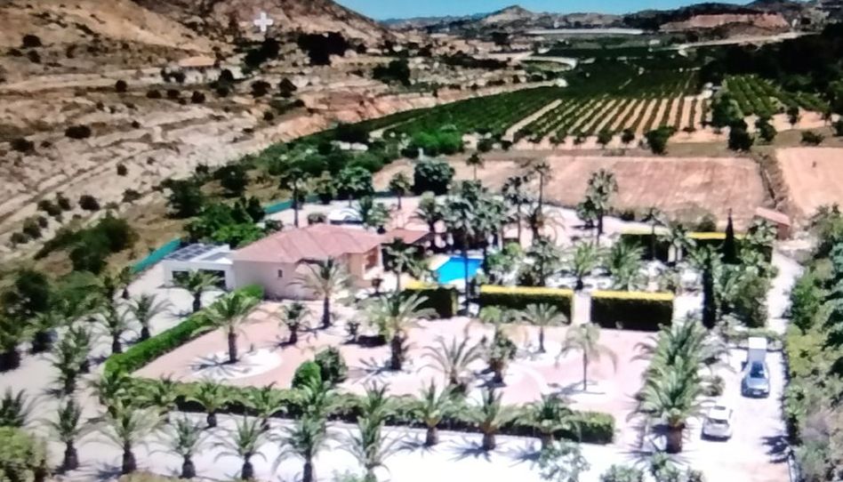 Casa o xalet en venda a Partida Tolomo, 28, Hondón de las Nieves / El Fondó de les Neus, Alicante - imatge 1 Foto 1 de Casa o xalet en venda a Partida Tolomo, 28, Hondón de las Nieves / El Fondó de les Neus, Alicante